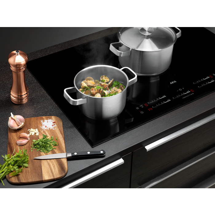 AEG - Casserole Set - A3SS